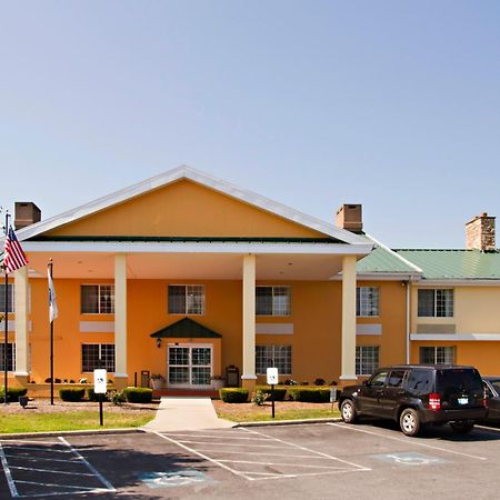Hotel Baymont By Wyndham Harrisburg Exterior foto